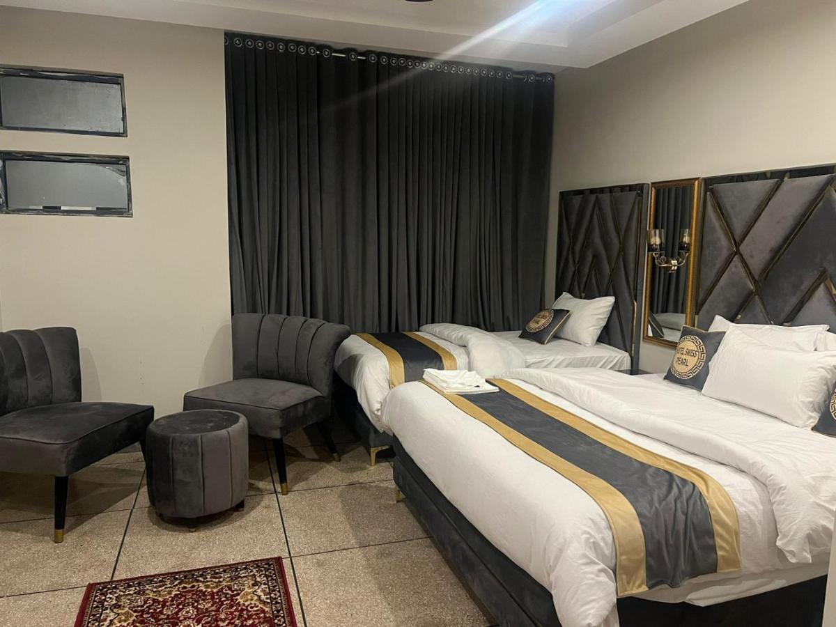 Hotel Swiss Pearl Lahore Ngoại thất bức ảnh