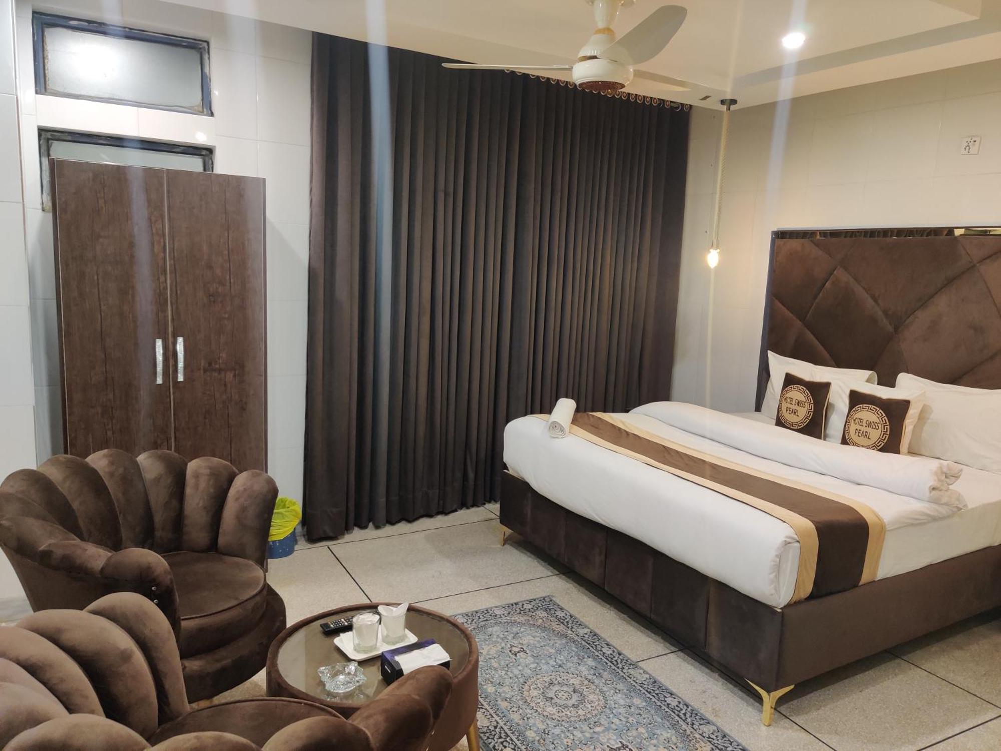 Hotel Swiss Pearl Lahore Ngoại thất bức ảnh