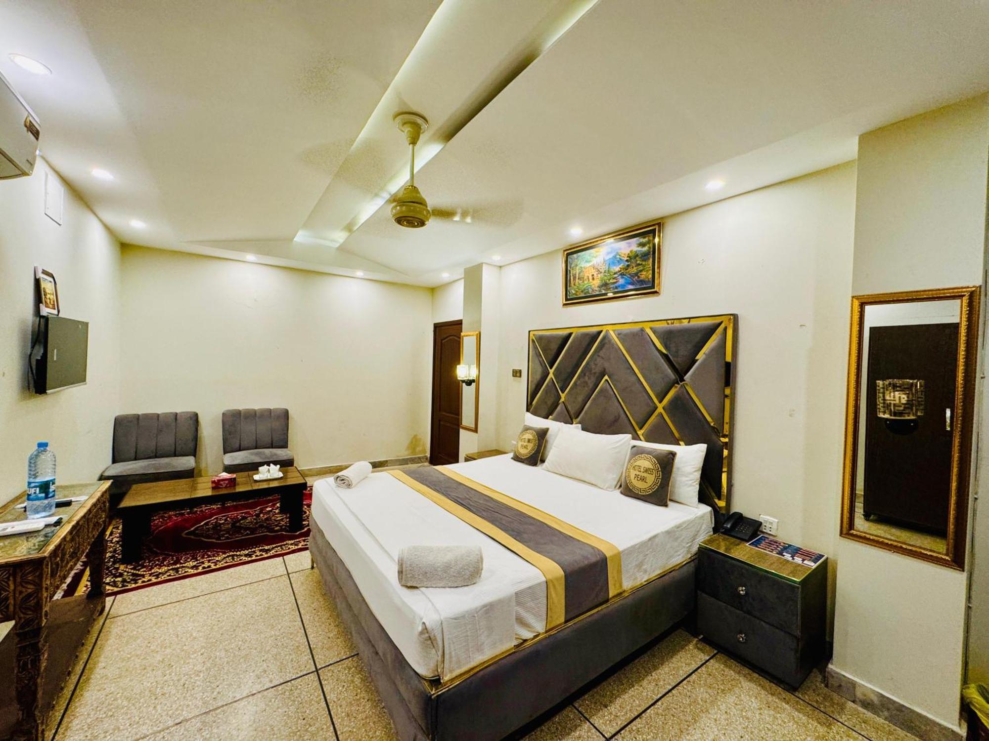Hotel Swiss Pearl Lahore Ngoại thất bức ảnh